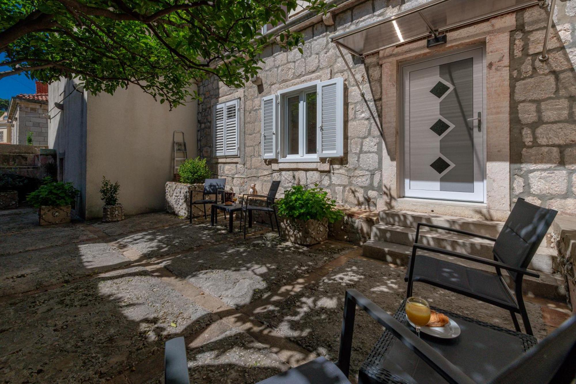 Residence Two Oranges Дубровник Екстериор снимка